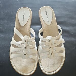 Relativity Women's White Sandals